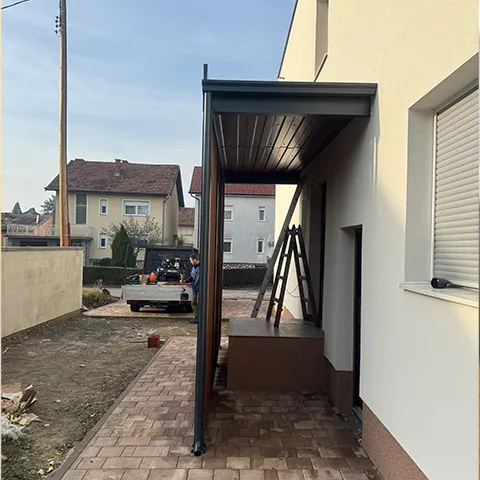 Nadstrešnica za obiteljske kuce ulaze